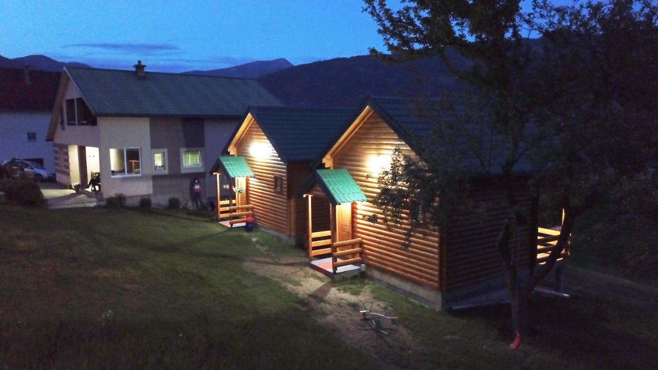 Holiday House By The Lake 普拉夫 外观 照片